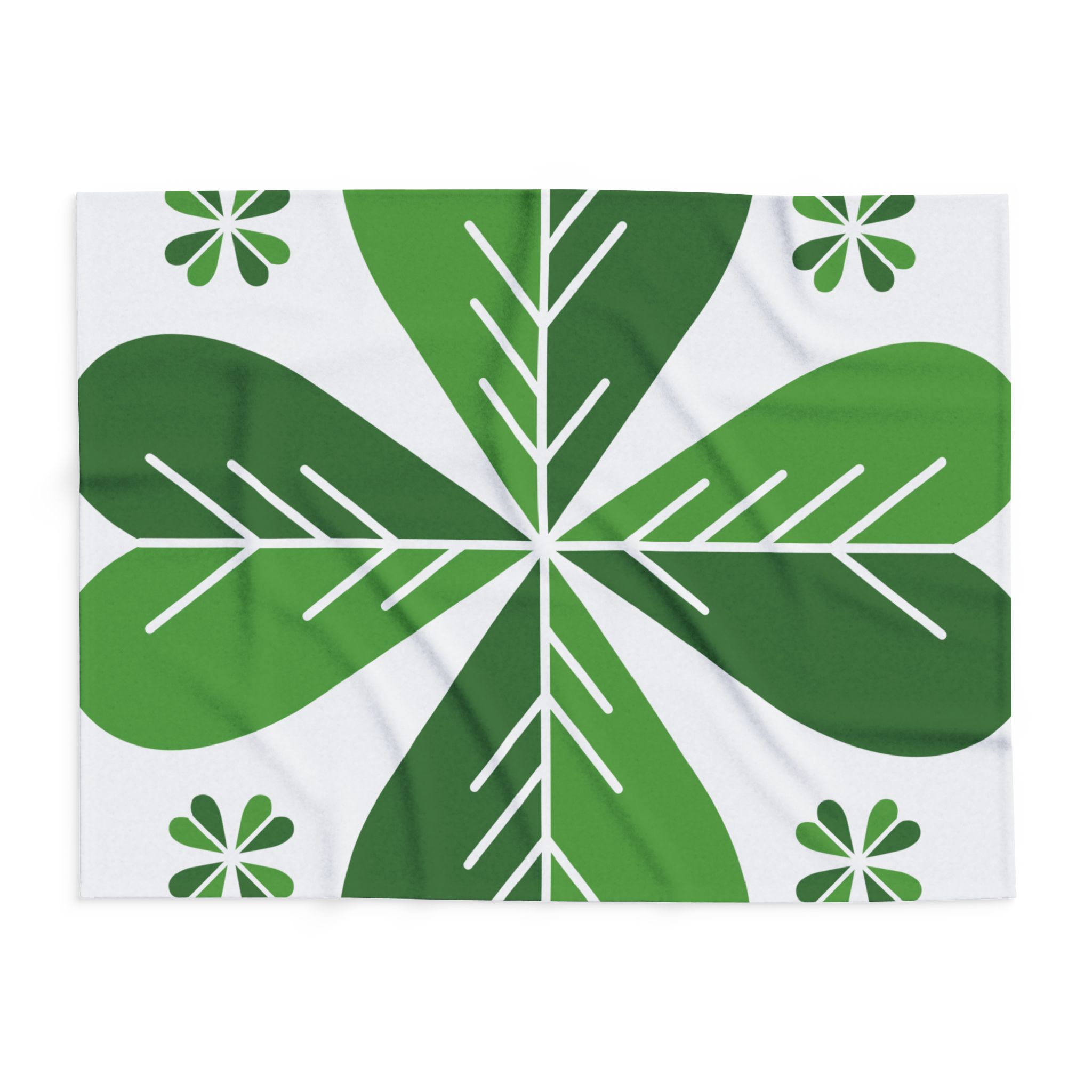 Arctic Fleece Blanket Cloverleaf - Image 3